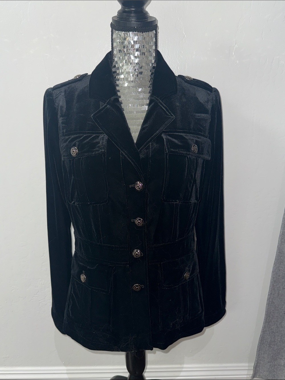 White House Black Market Black Velvet Blazer